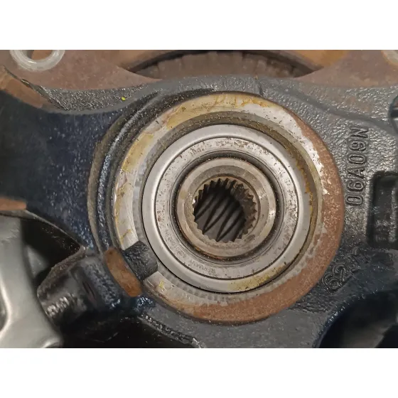 Mangueta Delantera Izquierda para Suzuki Swift Berlina (Mz)