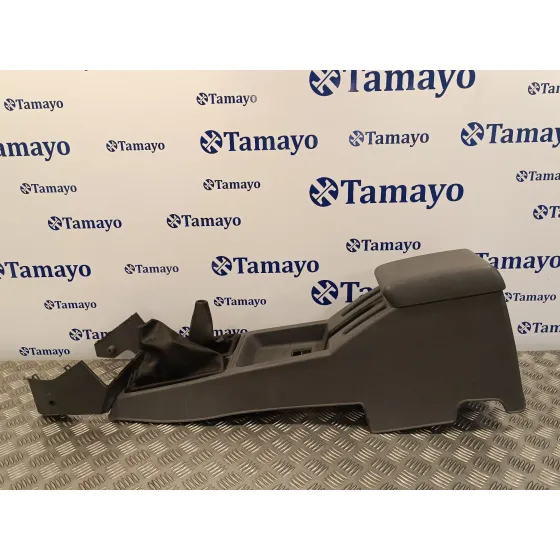 Apoyabrazos Central para Nissan Terrano/Terrano.ii (R20)