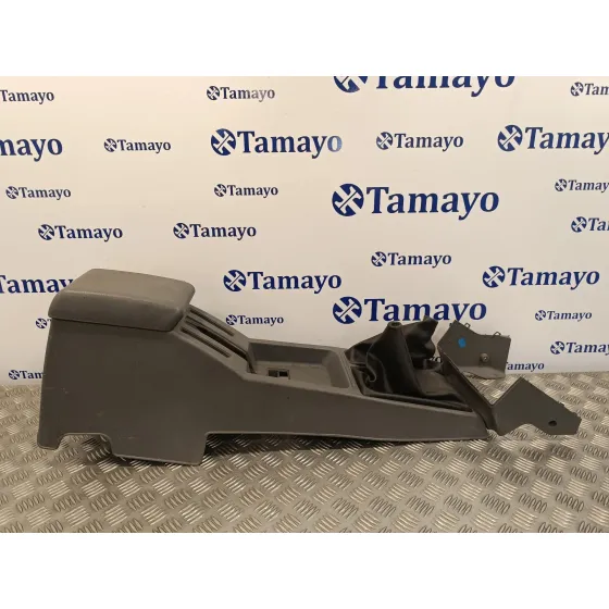 Apoyabrazos Central para Nissan Terrano/Terrano.ii (R20)