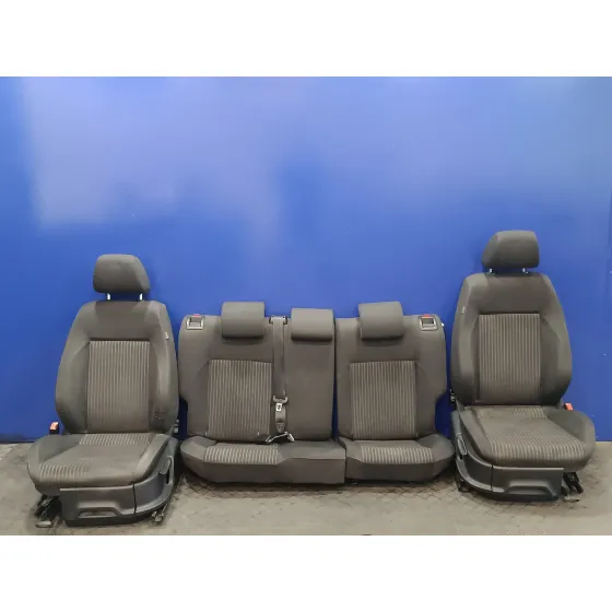Juego Asientos Completo para Volkswagen Polo (6R1)
