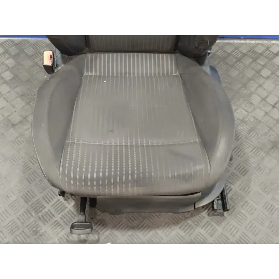 Juego Asientos Completo para Volkswagen Polo (6R1)