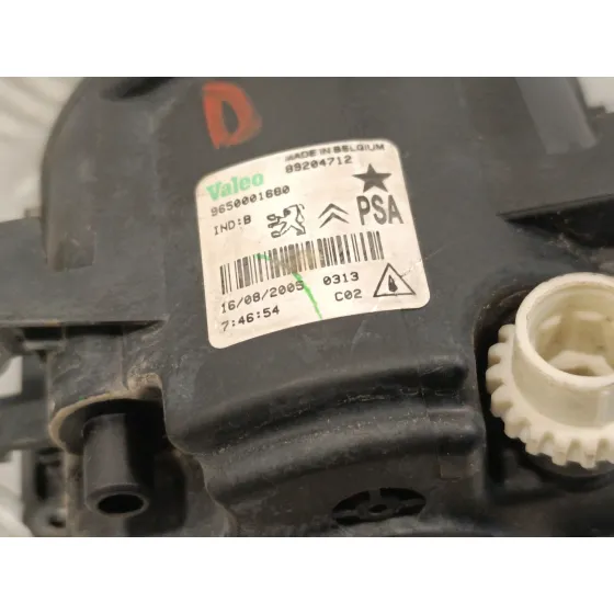 Faro Antiniebla Derecho para Peugeot 307 Break/Sw (S2)
