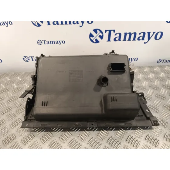 Guantera para Volkswagen Touran (1T1)
