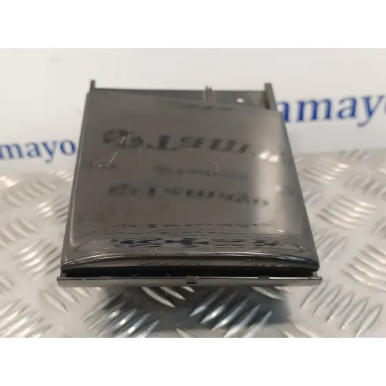 Cenicero para Volkswagen Golf Iv Variant (1J5)