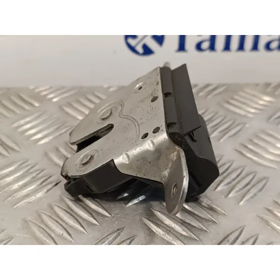 Cerradura Maletero / Porton para Opel Corsa D