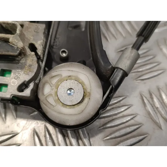 Elevalunas Delantero Derecho para Mercedes-Benz Clase E (W211) Berlina