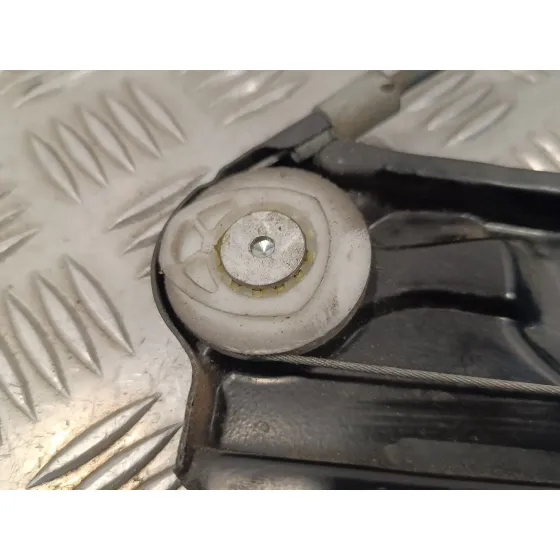 Elevalunas Delantero Izquierdo para Mercedes-Benz Clase E (W211) Berlina