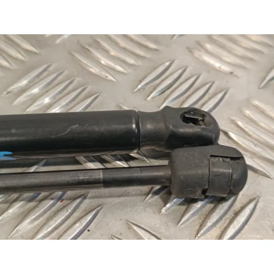 Amortiguadores Maletero / Porton para Opel Corsa D