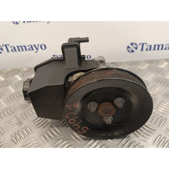Bomba Direccion para Mercedes-Benz Clase C (W202) Berlina