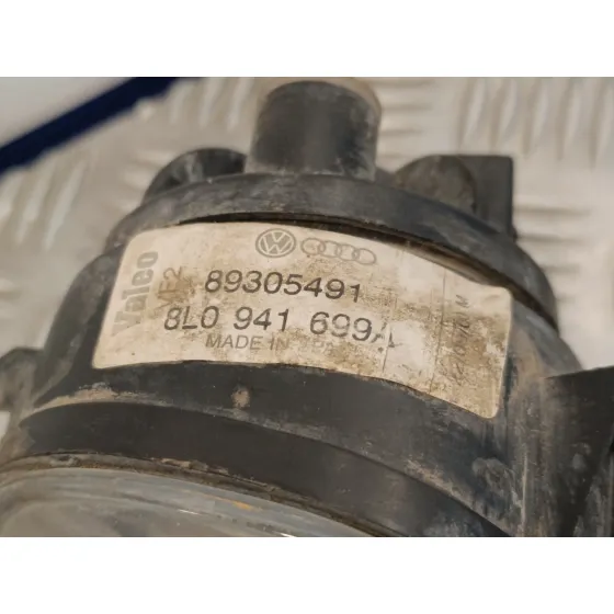 Faro Antiniebla Izquierdo para Audi A3 (8L)