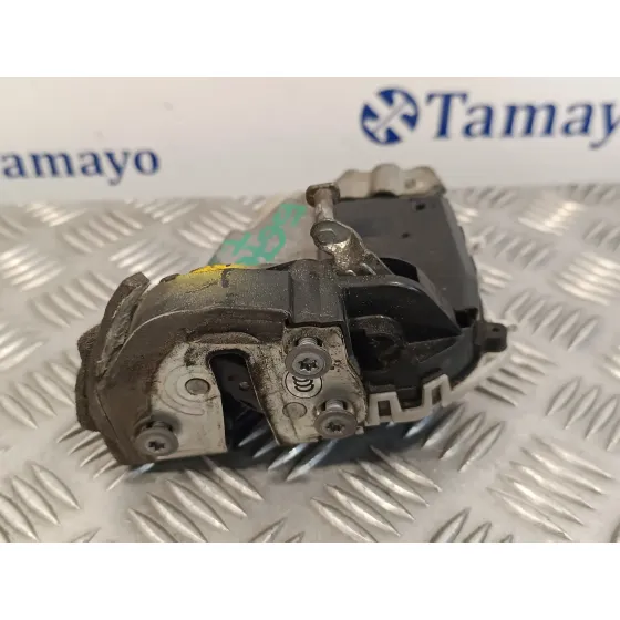 Cerradura Puerta Trasera Derecha para Toyota Prius (Nhw30)
