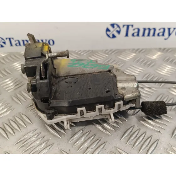 Cerradura Puerta Trasera Derecha para Toyota Prius (Nhw30)
