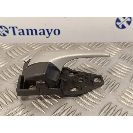 Maneta Interior Trasera Derecha para Toyota Prius (Nhw30)