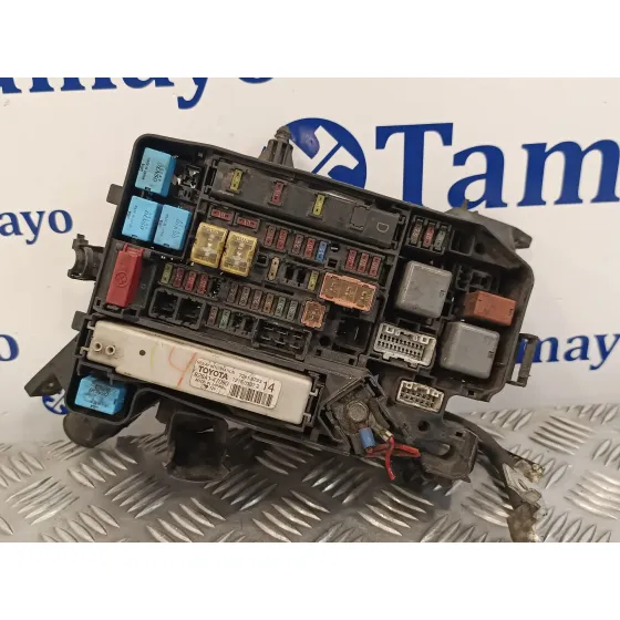 Caja Reles / Fusibles para Toyota Prius (Nhw30)