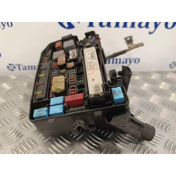 Caja Reles / Fusibles para Toyota Prius (Nhw30)