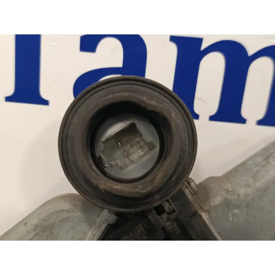 Elevalunas Trasero Derecho para Toyota Prius (Nhw30)