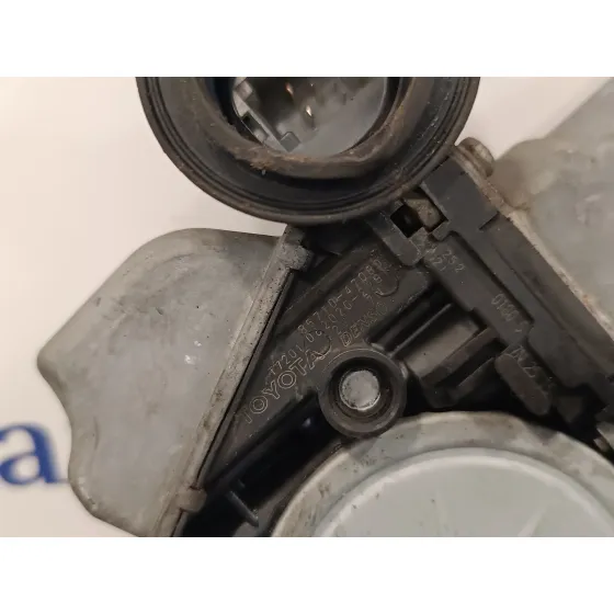 Elevalunas Trasero Derecho para Toyota Prius (Nhw30)