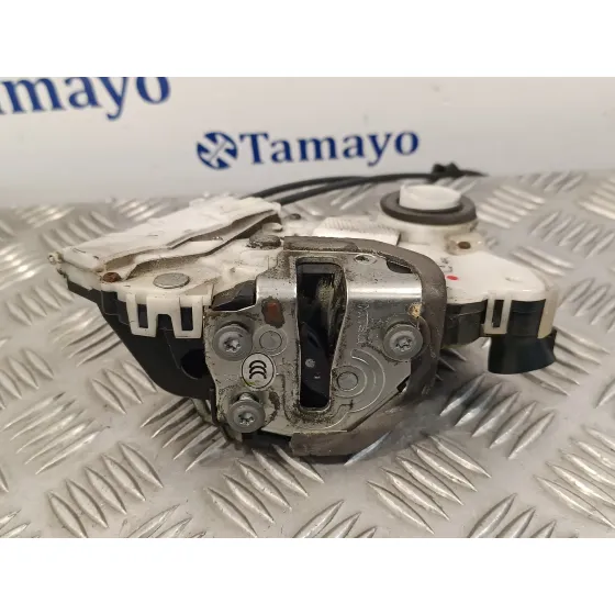 Cerradura Puerta Delantera Derecha para Toyota Prius (Nhw30)