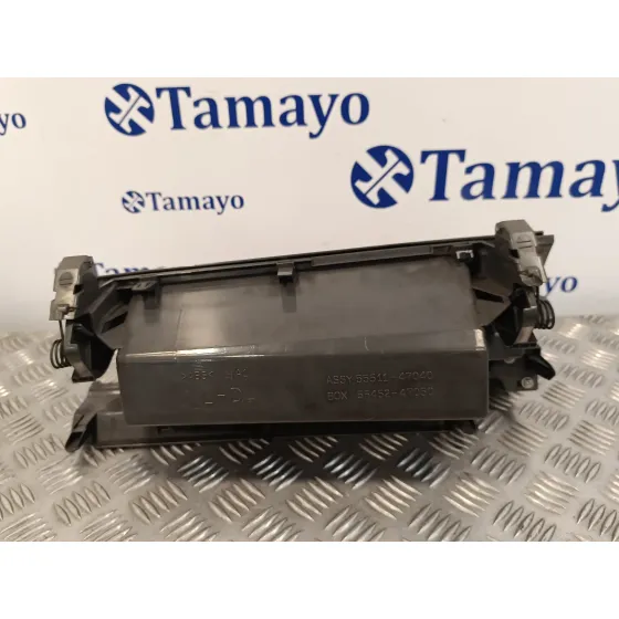 Guantera para Toyota Prius (Nhw30)