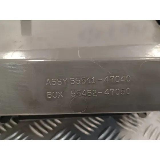 Guantera para Toyota Prius (Nhw30)