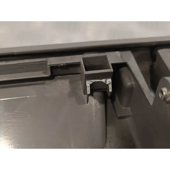 Guantera para Toyota Prius (Nhw30)
