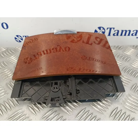 Cenicero para Volkswagen Touareg (7La)