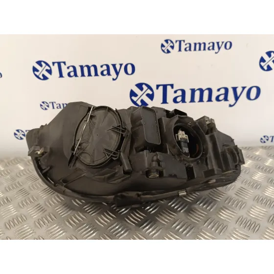Faro Izquierdo para Audi A4 Avant (8E)