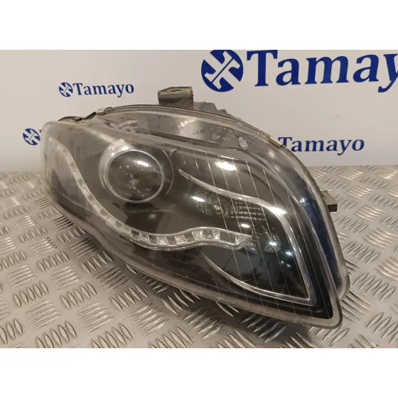 Faro Derecho para Audi A4 Avant (8E)