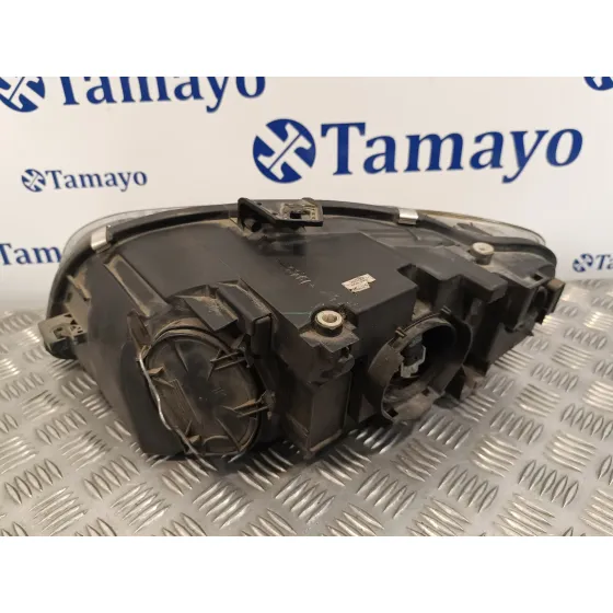 Faro Derecho para Audi A4 Avant (8E)