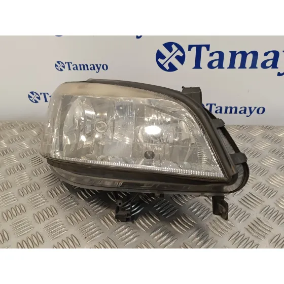 Faro Derecho para Opel Zafira A