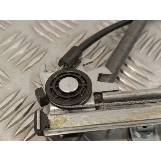 Elevalunas Delantero Izquierdo para Fiat Croma (194)