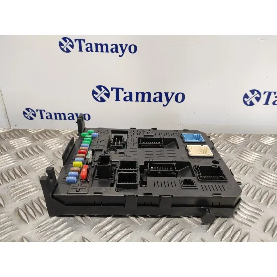 Caja Reles / Fusibles para Peugeot 308