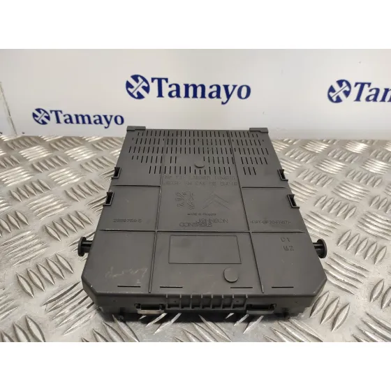 Caja Reles / Fusibles para Peugeot 308