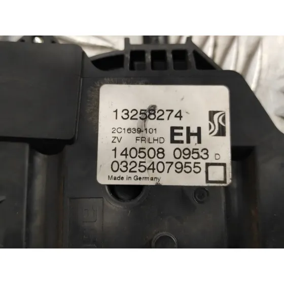 Cerradura Puerta Delantera Derecha para Opel Corsa D