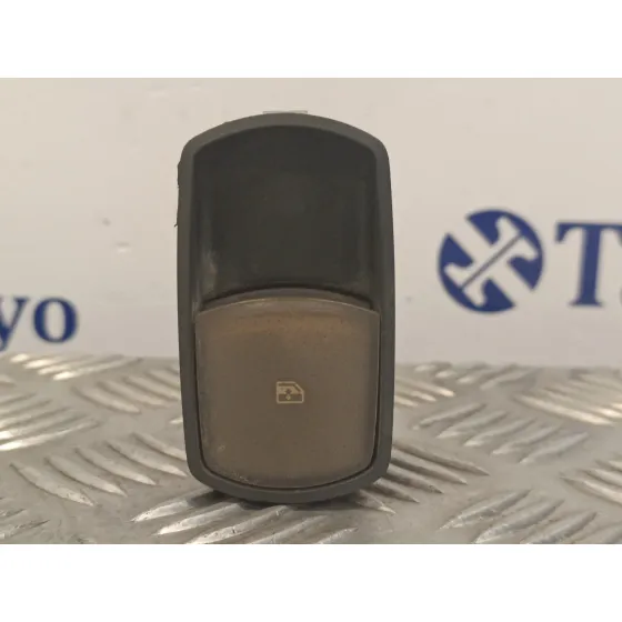 Mando Elevalunas Delantero Derecho para Opel Corsa D