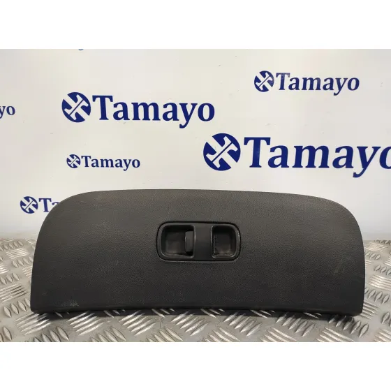 Guantera para Kia Carnival