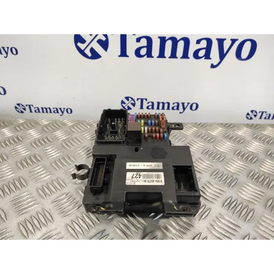 Caja Reles / Fusibles para Kia Carnival