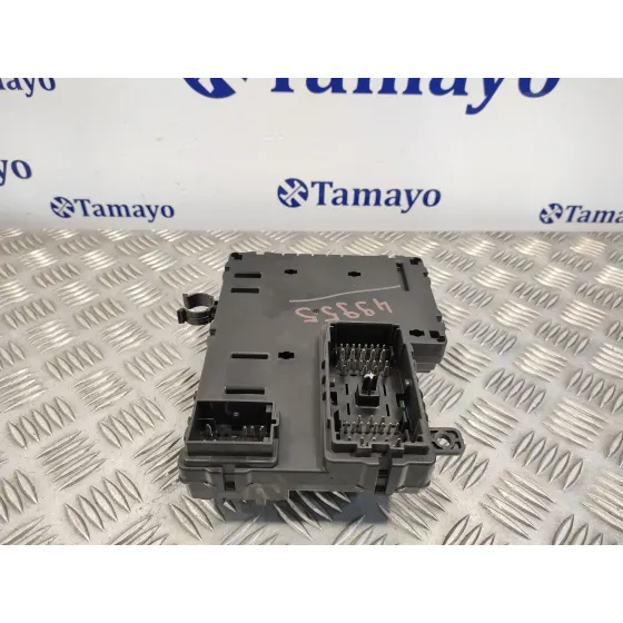 Caja Reles / Fusibles para Kia Carnival