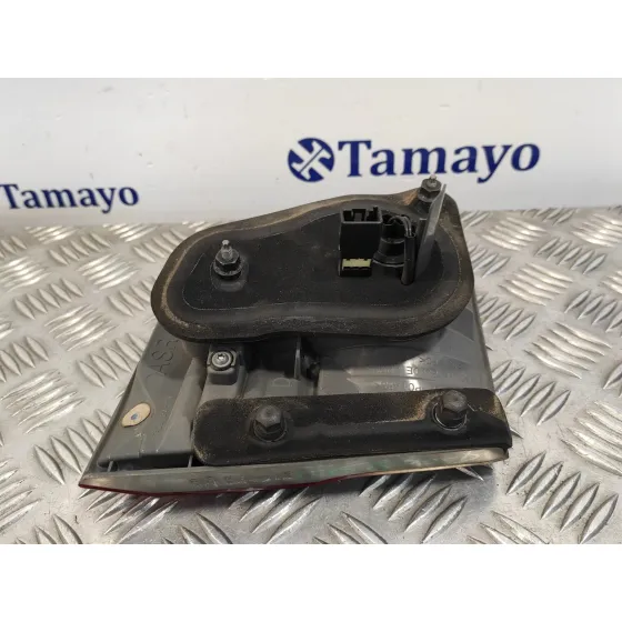 Piloto Trasero Derecho Interior para Toyota Avensis (T27)