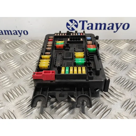 Caja Reles / Fusibles para Bmw Serie 1 Lim F21
