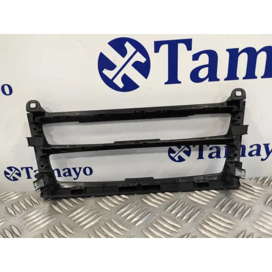Moldura para Bmw Serie 1 Lim F21