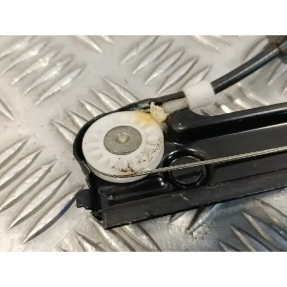 Elevalunas Trasero Derecho para Volkswagen Polo (6R1)