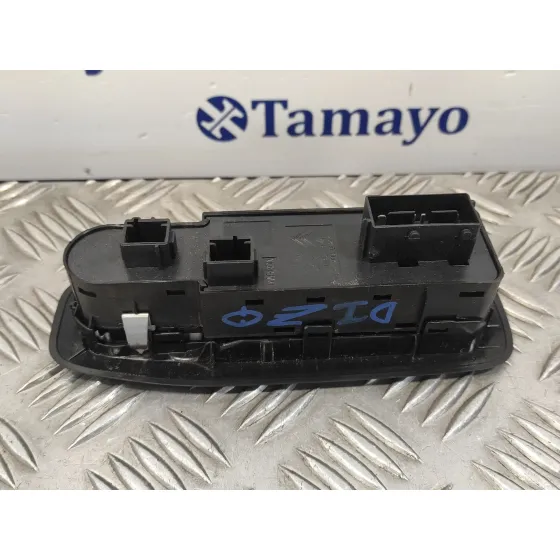 Mando Elevalunas Delantero Izquierdo para Peugeot 208