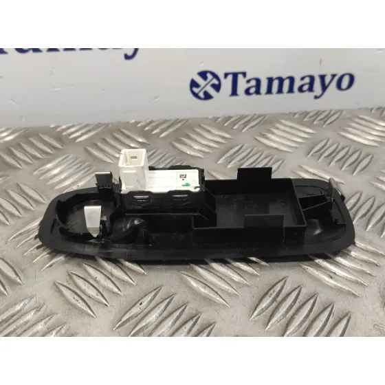 Mando Elevalunas Delantero Derecho para Peugeot 208