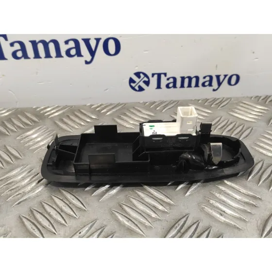 Mando Elevalunas Delantero Derecho para Peugeot 208