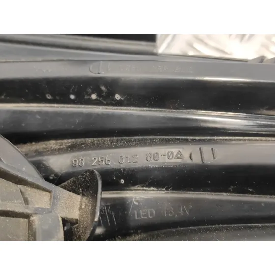 Piloto Trasero Izquierdo para Peugeot 208