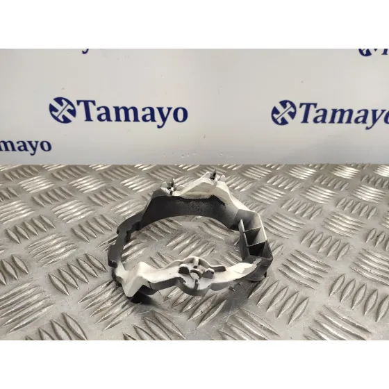 Soporte Faro Antiniebla Derecho para Toyota Avensis (T27)