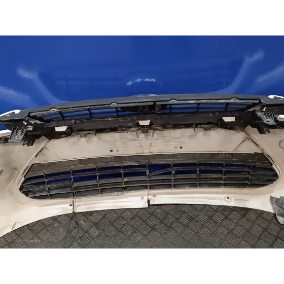 Paragolpes Delantero para Ford Focus Turnier (Cb4)