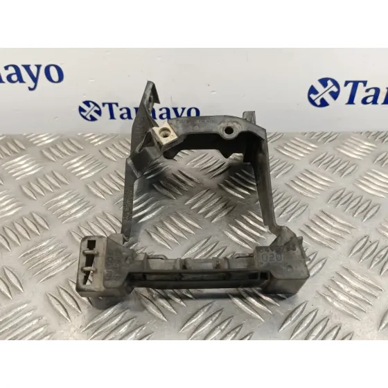 Soporte Faro Antiniebla Derecho para Subaru Forester