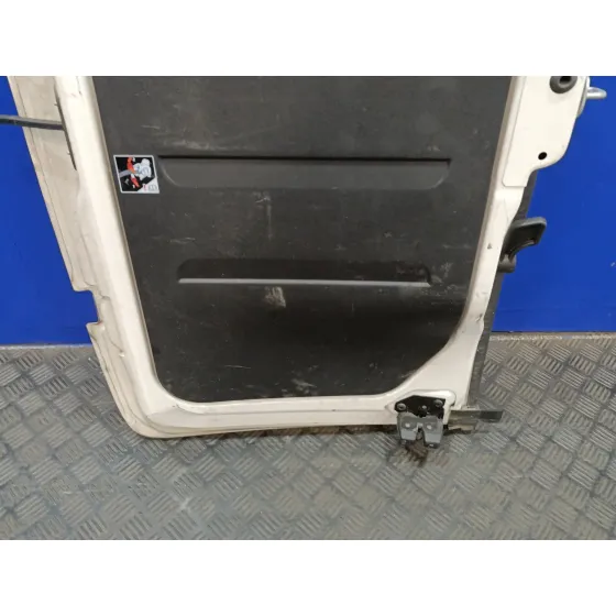 Porton Trasero Derecho para Opel Combo D